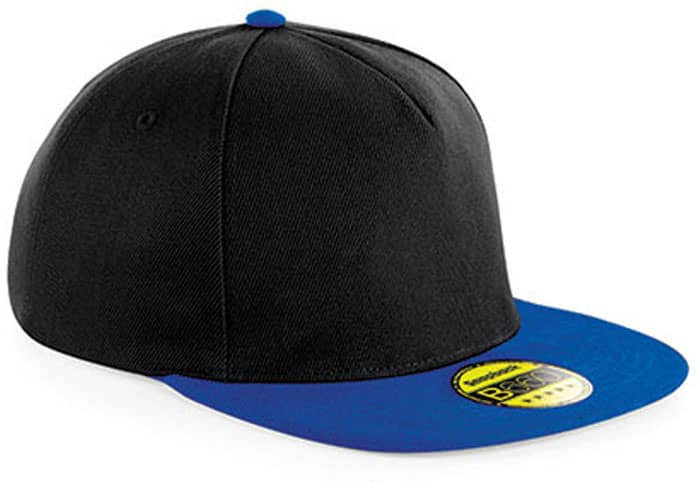 Snapback Cap mit flachem Schirm